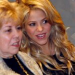 Shakira_ganha_colo_da_mae_e_registra_o_momento-1