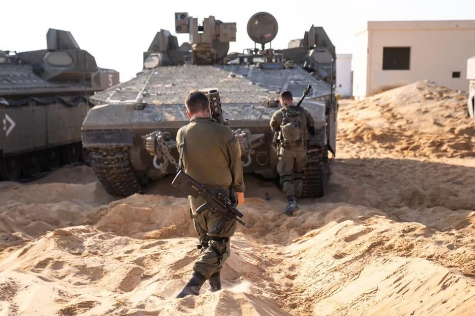Imagem colorida mostra soldado israelense