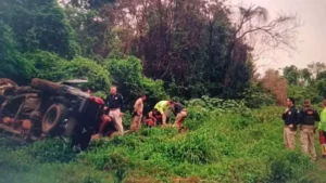 policiais morrem acidente br 376 tibagi 1