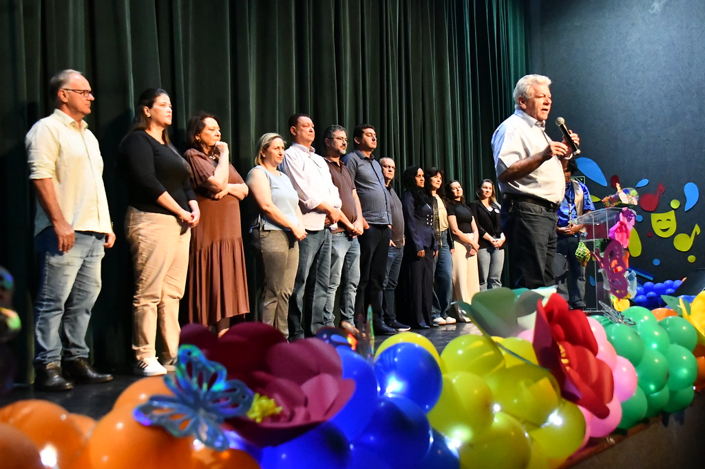 Festival de Arte reune estudantes para apresentacoes e exposicoes 2